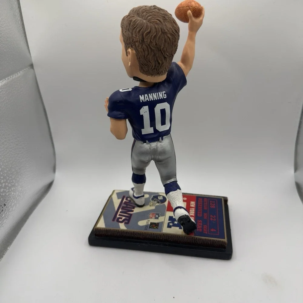 Eli Manning Limited Edition Action Bobblehead Legends of 